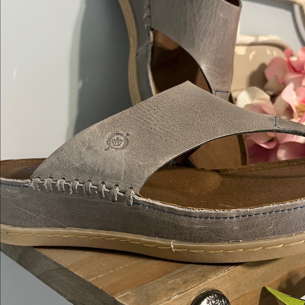 Born Edie Sandals Wedge - Picture 10 of 16